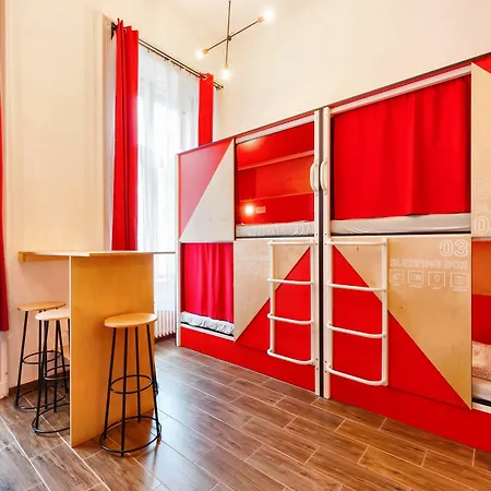 Adagio 1.0 Oktogon Budapest
