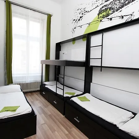 Hostel Adagio 1.0 Oktogon Boedapest