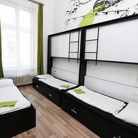 Adagio 1.0 Oktogon Budapeşte