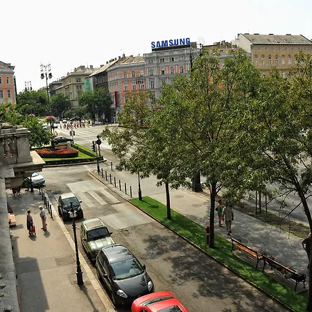 Adagio 1.0 Oktogon Budapest