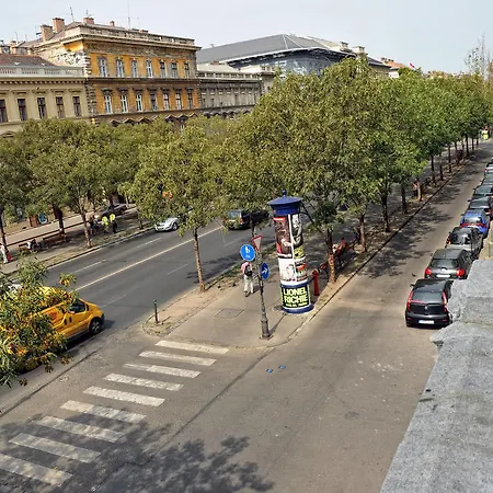 Auberge de jeunesse Adagio 1.0 Oktogon *