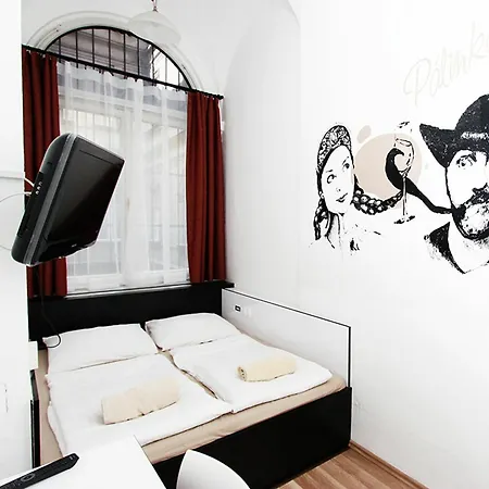 Adagio 1.0 Oktogon Budapest