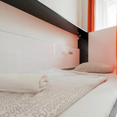 Adagio 1.0 Oktogon *